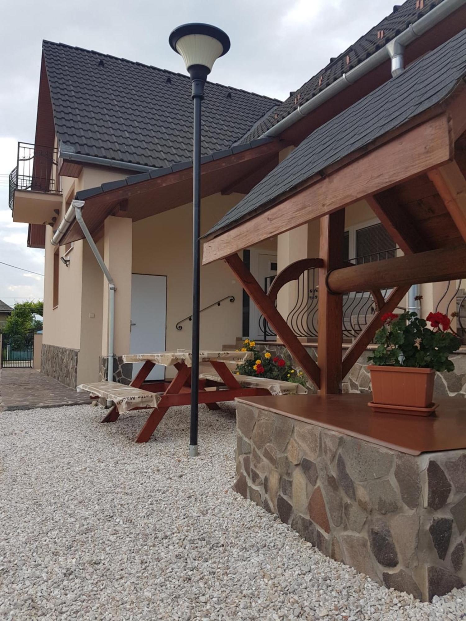Penzión Bernáth Rožňava Esterno foto